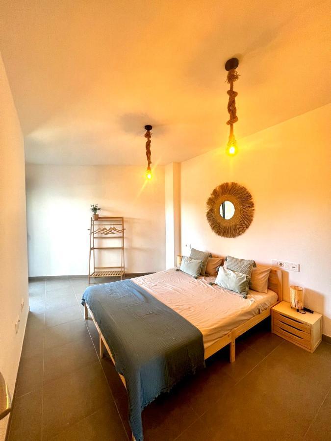 Apartamento En La Playa Calafat Exterior photo
